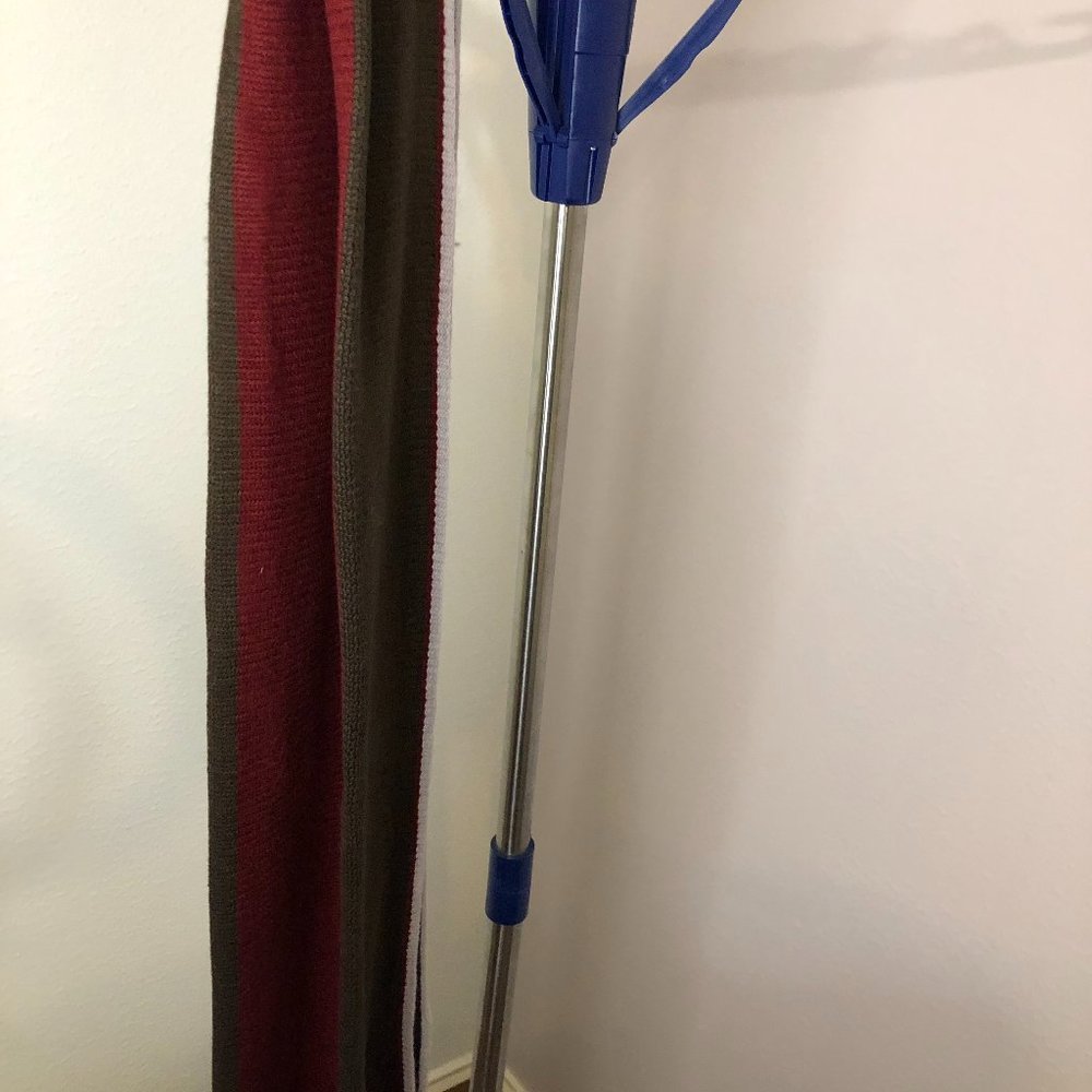 Unisex Winter Scarf – New/Red & Brown
